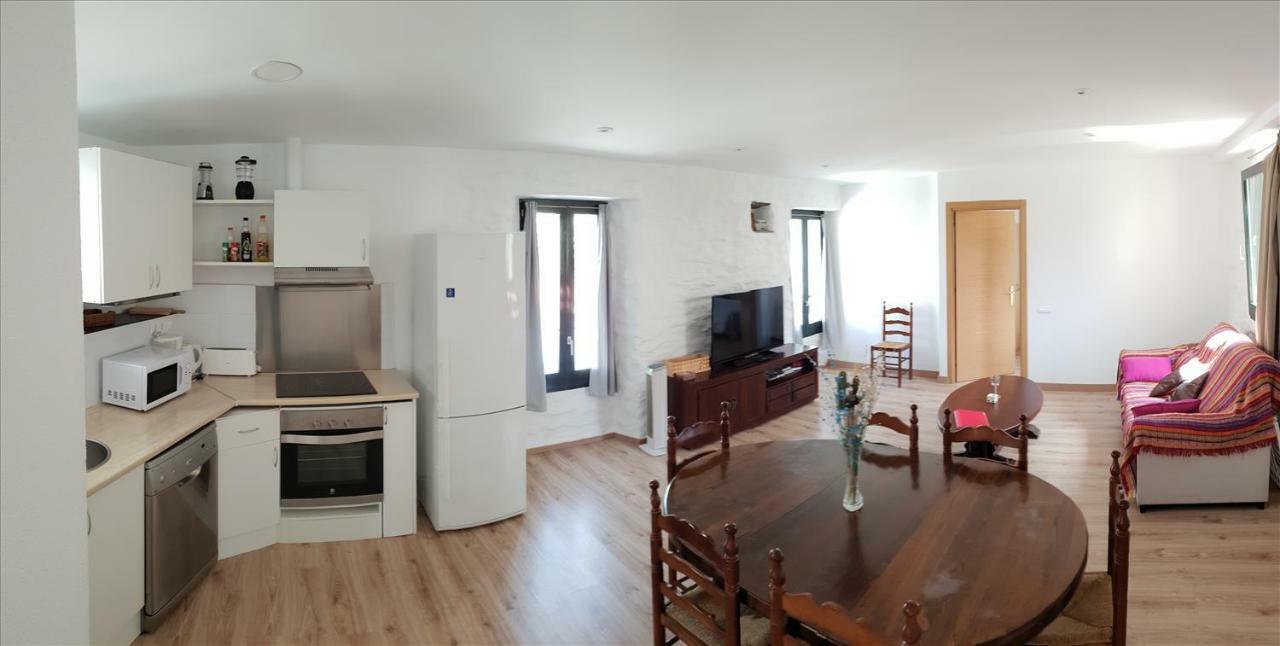 Gengina, Muy Centrico Apartment Кадакес Екстериор снимка