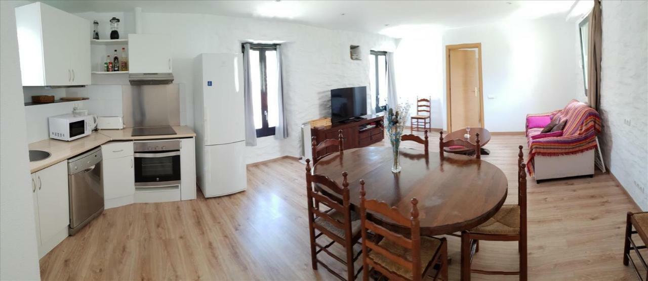 Gengina, Muy Centrico Apartment Кадакес Екстериор снимка