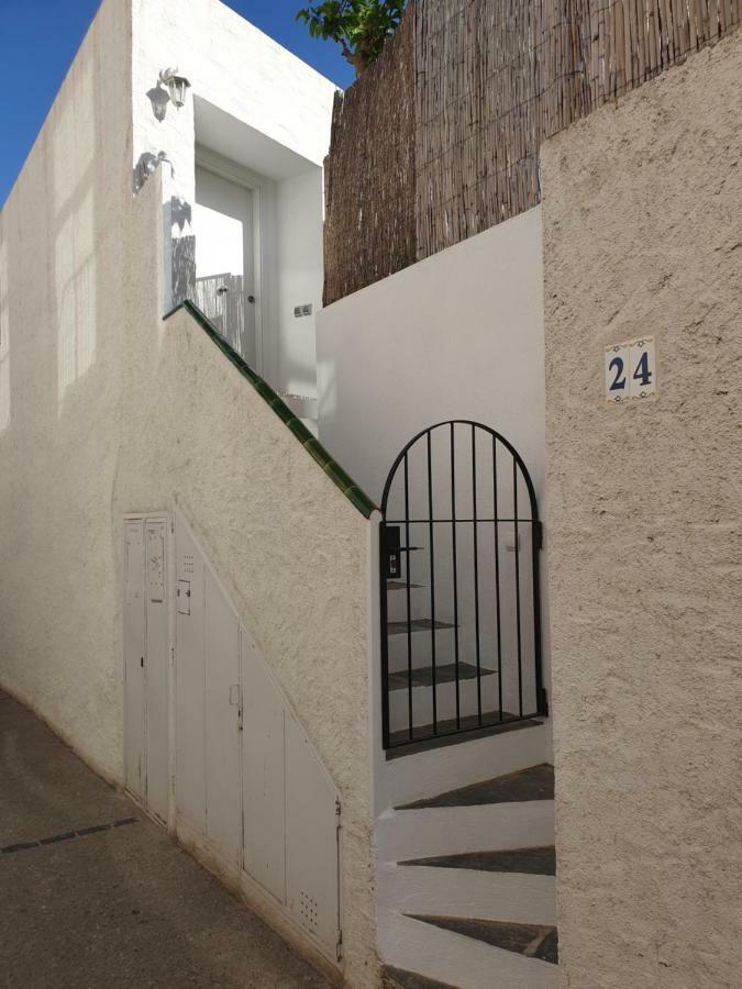 Gengina, Muy Centrico Apartment Кадакес Екстериор снимка